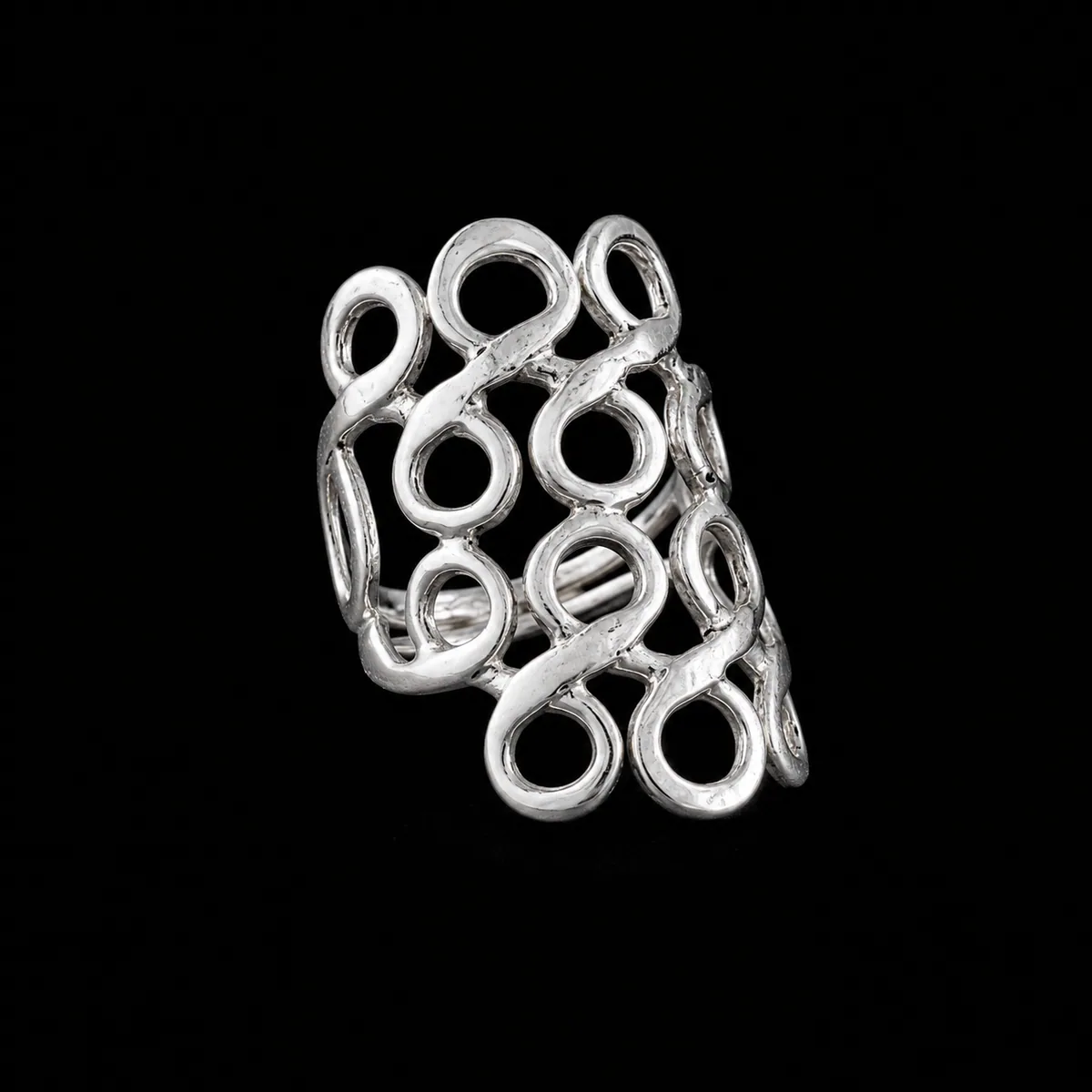 Anillo Infinitos Entrelazados